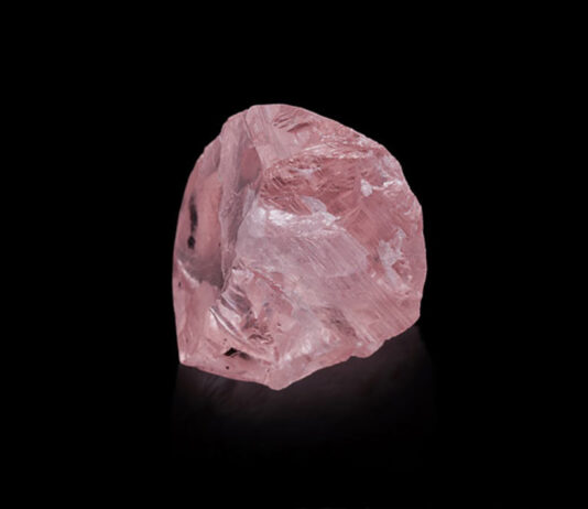 Quasi 14 milioni di dollari per il diamante rosa grezzo acquistato dalla Diacore il diamante rosa grezzo acquistato dalla Diacore