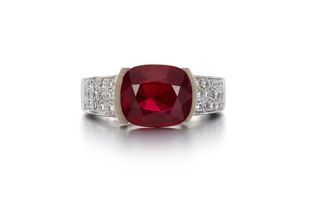 Lot-169-Loose-ruby-and-diamond-sotheby's-HOME Anello con rubino e diamanti, lotto 169 Sotheby's