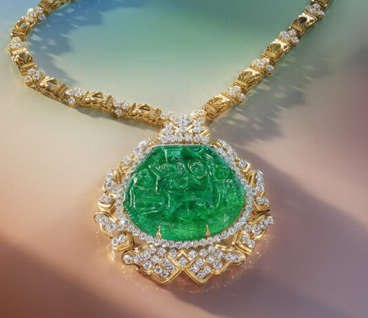 All’asta da Christie’s la collezione di gioielli più grande al mondo: “The World Of Heidi Horten” in vendita a Ginevra Collana Harry Winston con il diamante “Great Mughal”