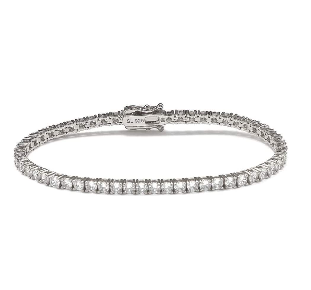 Bracciale tennis 18cm con cubic zirconia taglio tondo, collezione Diamondesque di Suzy Levian.