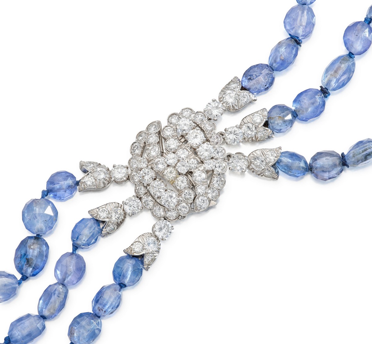 Collana a tre fili di David Webb con zaffiri e diamanti