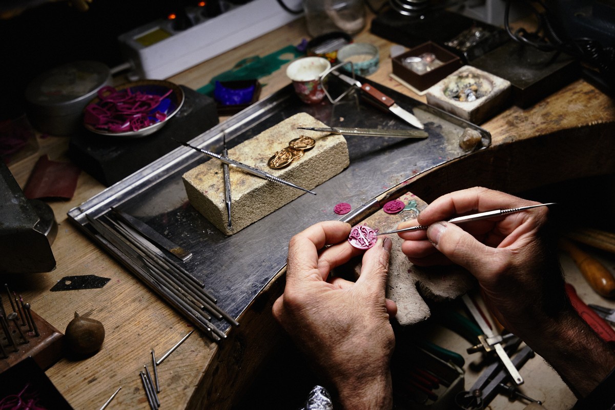 Bottoni gioiello realizzati con la tecnica della cera a perdere