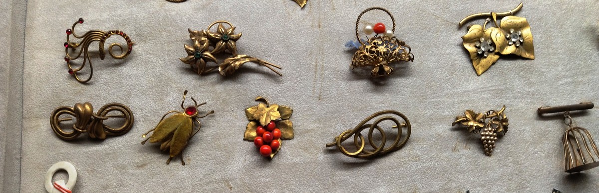 Bijoux a forma di nodo: anelli conservati all’interno del Museo di Bijoux di Casalmaggiore.