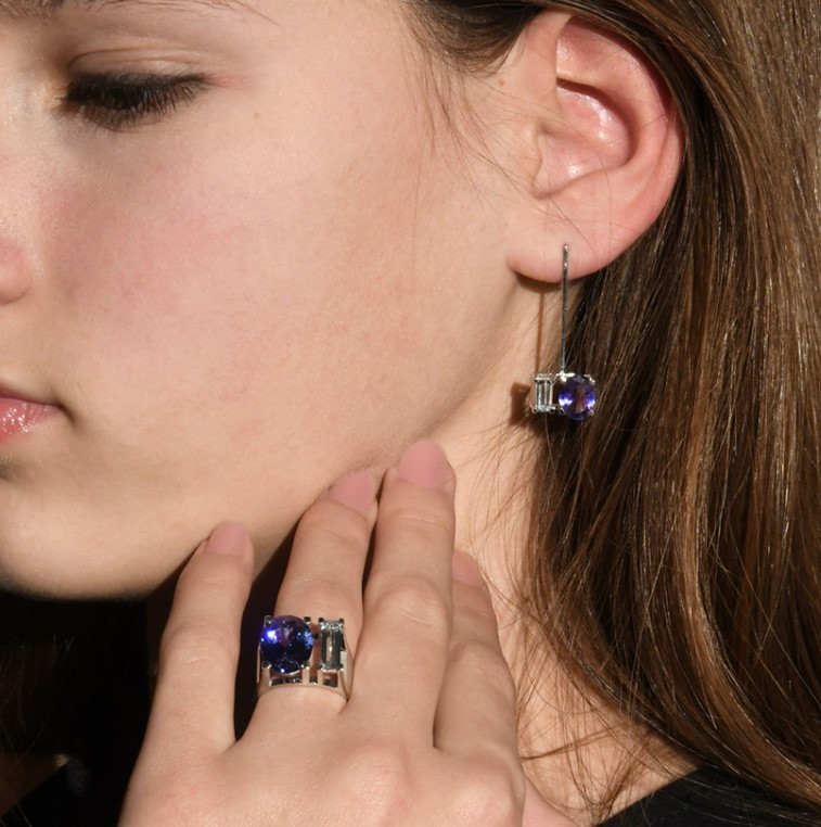 Anello e orecchini della collezione “Classymetries” di Qitteri Paris