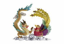 Iconic Swan, Dragon & Phoenix: Swarovski rivela una collezione magica per l’anno del drago Dragon & Phoenix Myriad con 30.500 cristalli