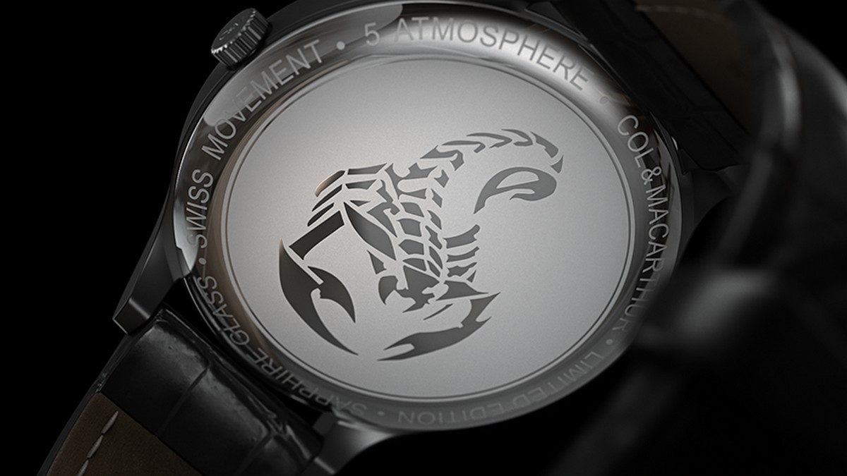 Dettaglio dell’orologio “Wind of Change” con il logo degli Scorpions