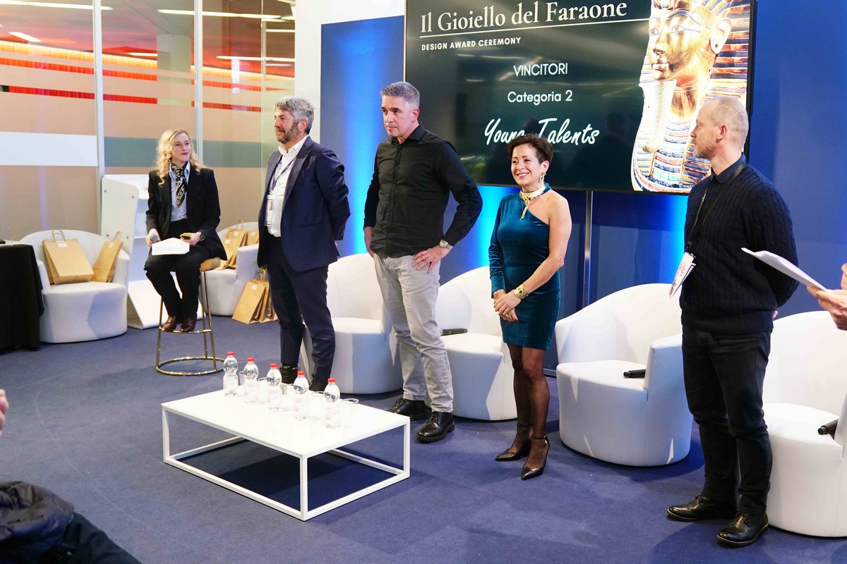 Gli esperti del settore orafo che hanno collaborato con i giovani designer.