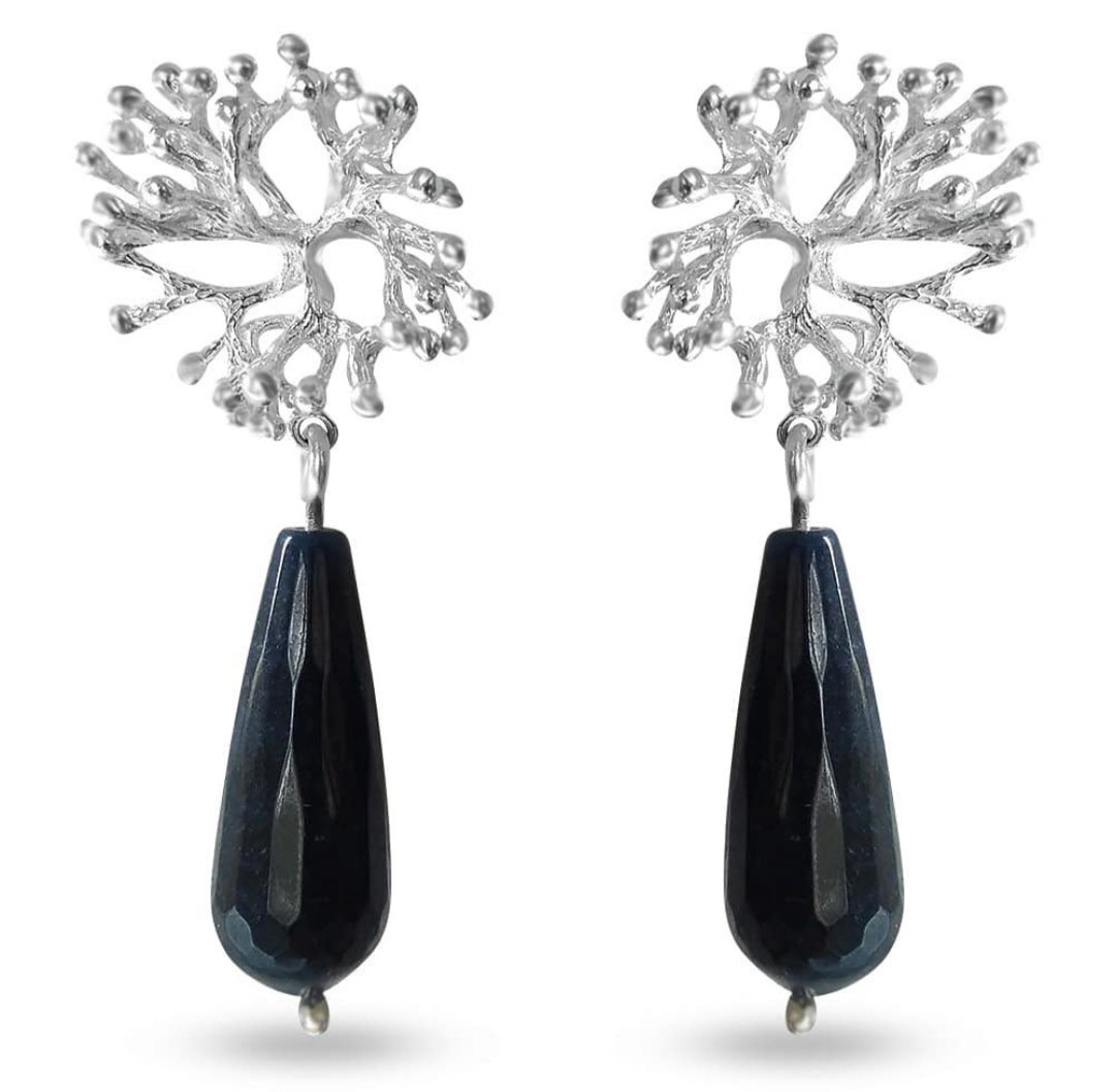Orecchini “Palma" di Anaïs Béard in argento sterling e giada