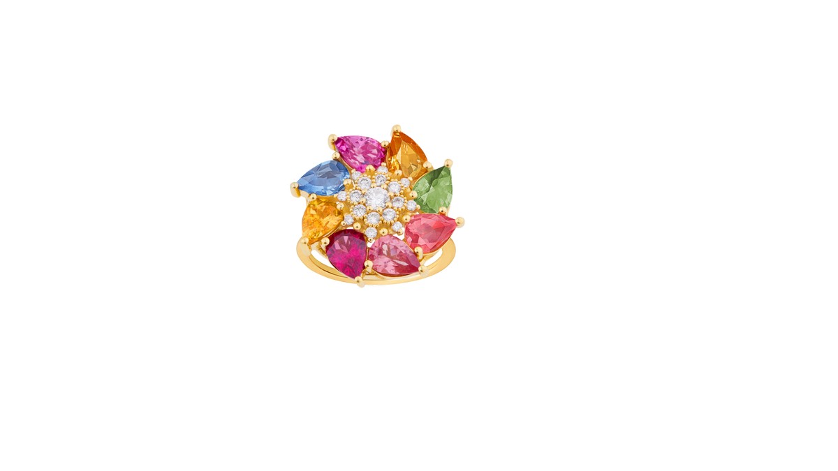 Anello “Tourbillon” di Rosa Maïtea in oro giallo 18kt, diamanti, spinelli e granati
