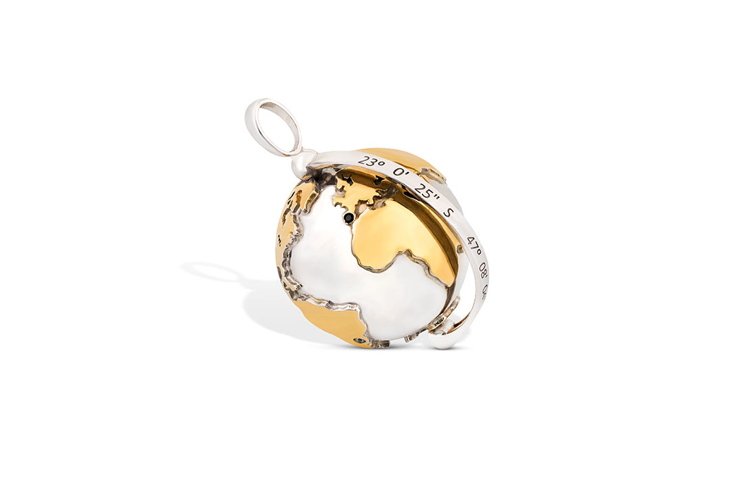ATW-Pendant-HOME Pendente della collezione “Around the World” in oro 18kt