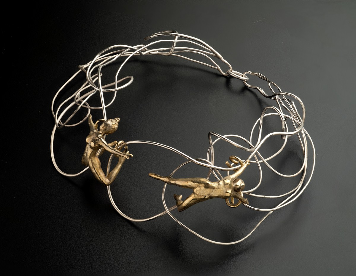 Gioiello di Cristina Calderini in mostra alla Galleria Incinque Open Art Monti