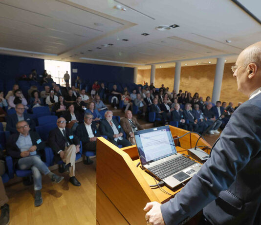 Un omaggio all’arte orafa campana: la premiazione dei grandi maestri del Borgo Orefici di Napoli ad Oromare : L’incontro del 30 aprile 2023 ad Oromare dedicato ai grandi maestri del Borgo Orefici