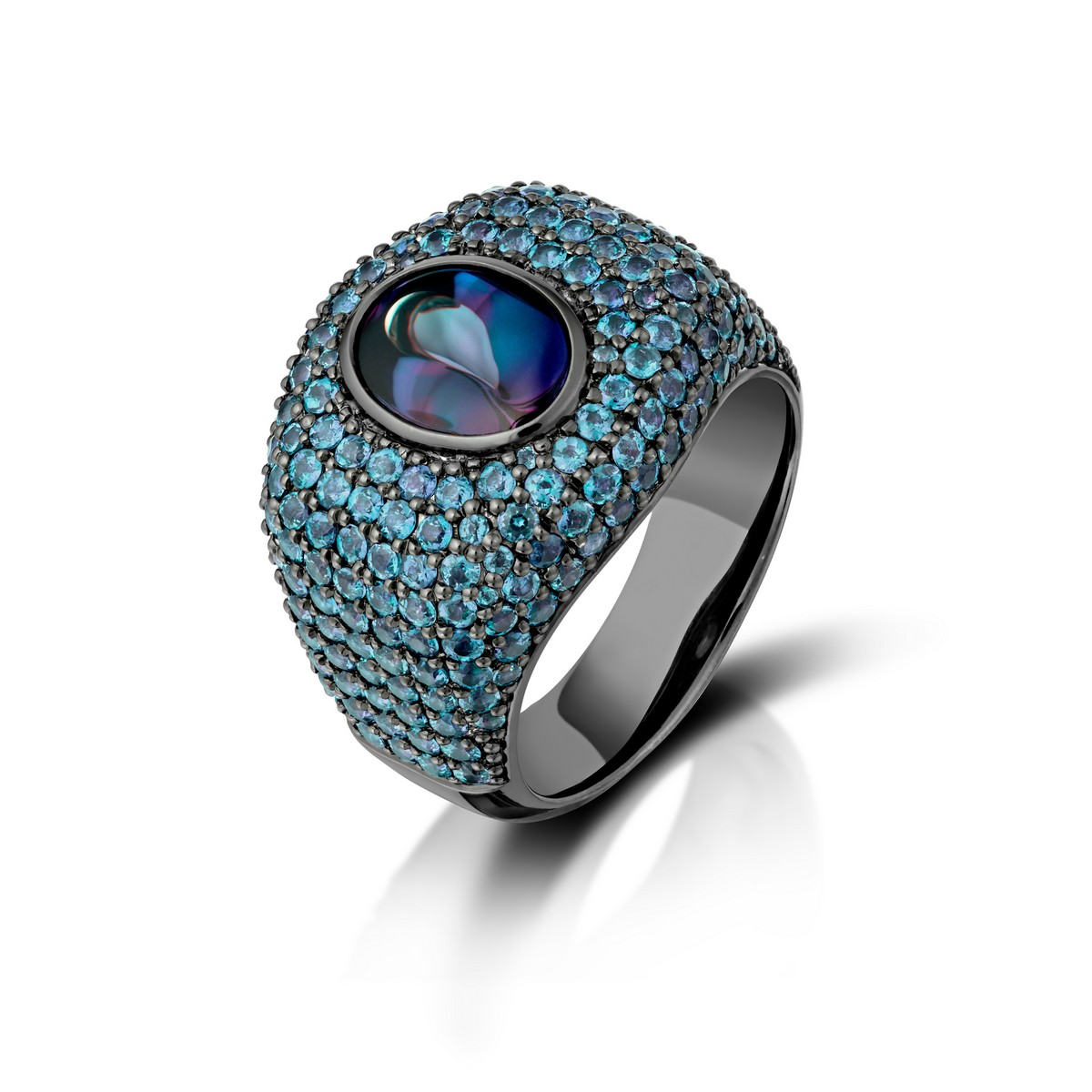Anello di Niveet Nagpal