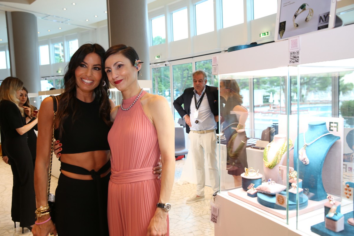 La designer Eleonora Federici e l’influencer Elisabetta Gregoraci