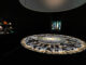 Viaggio nella storia di Buccellati: la mostra immersiva a Venezia tra le iconiche farfalle Sala “The Buccellati Generations”
