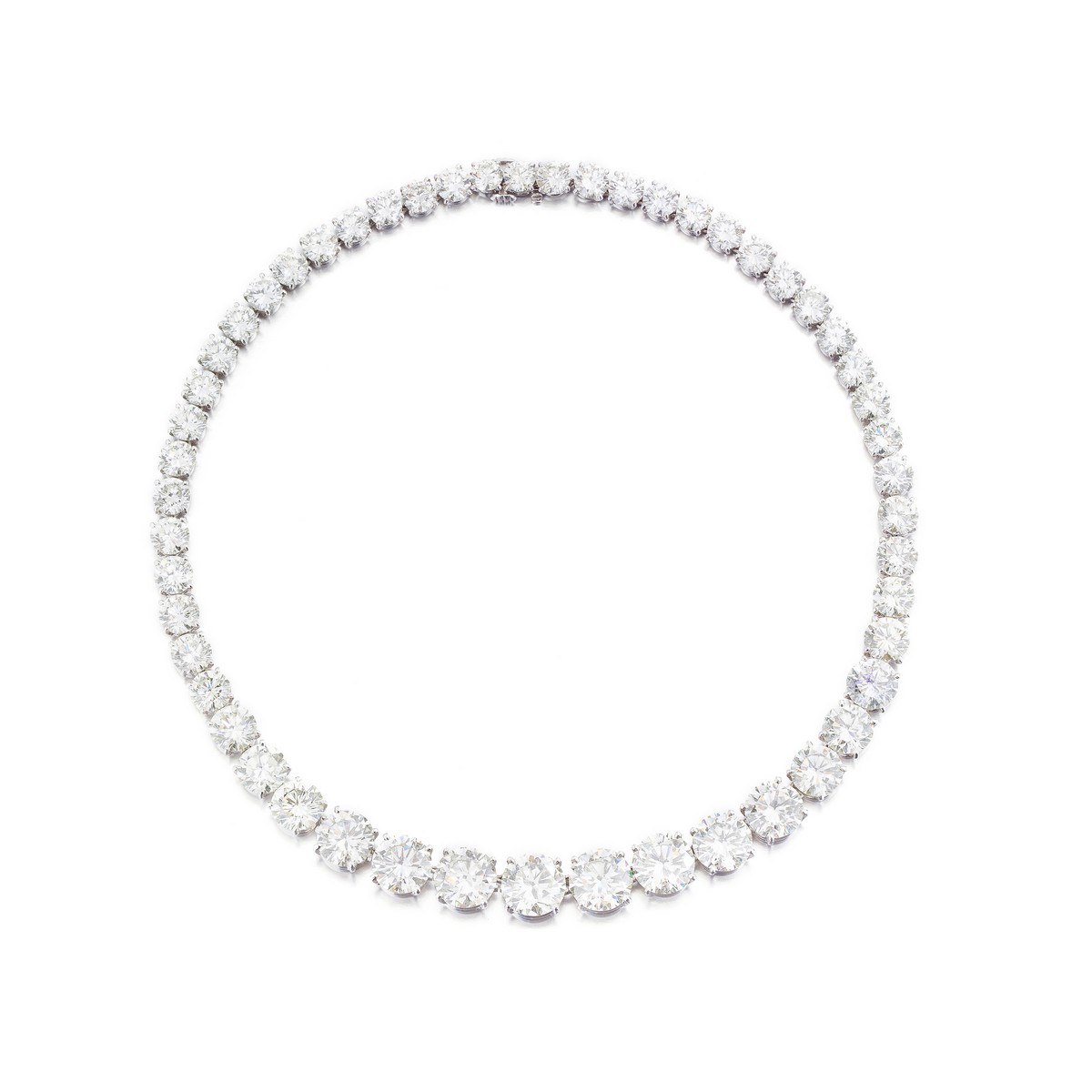 Collana di diamanti, stimata tra i 270.000 ed i 320.000 euro