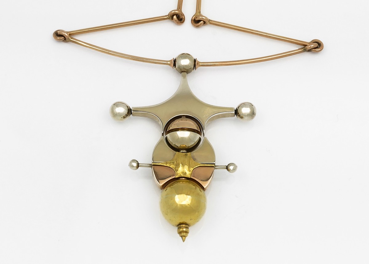Collana “Sfere meccaniche” di Giò Pomodoro, 1970