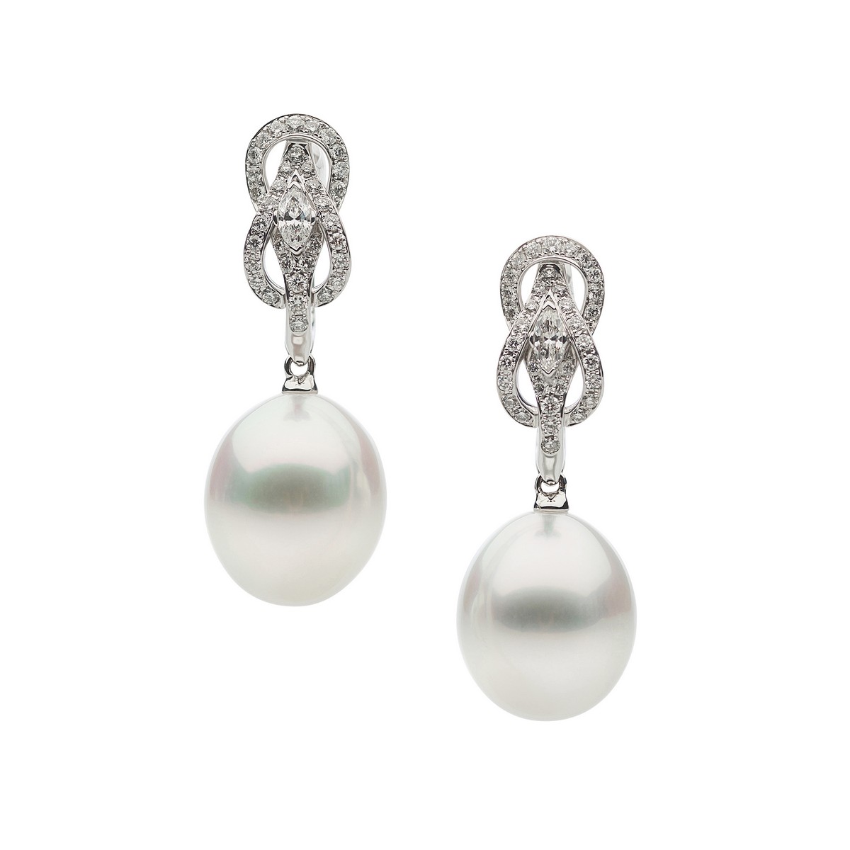 Orecchini in perle realizzati da Autore. (Photo courtesy of Informa Markets)