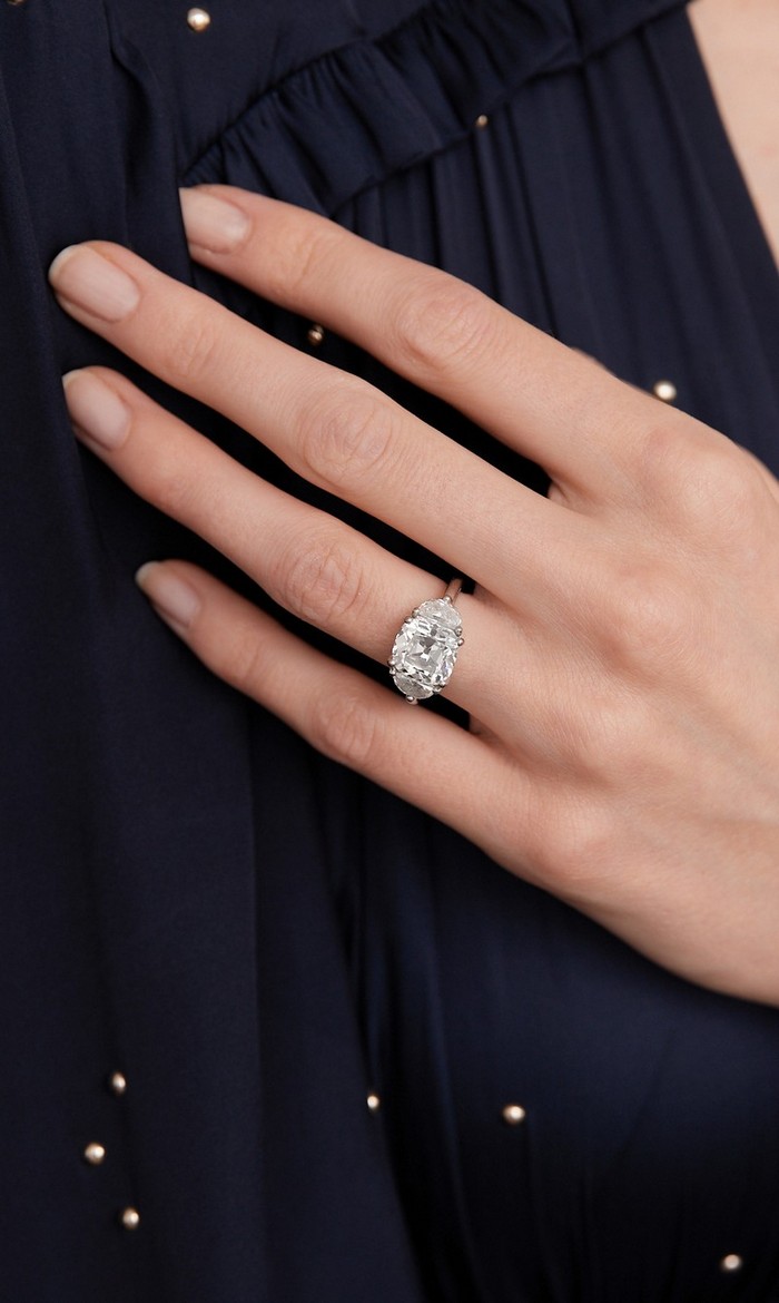 Anello con diamanti