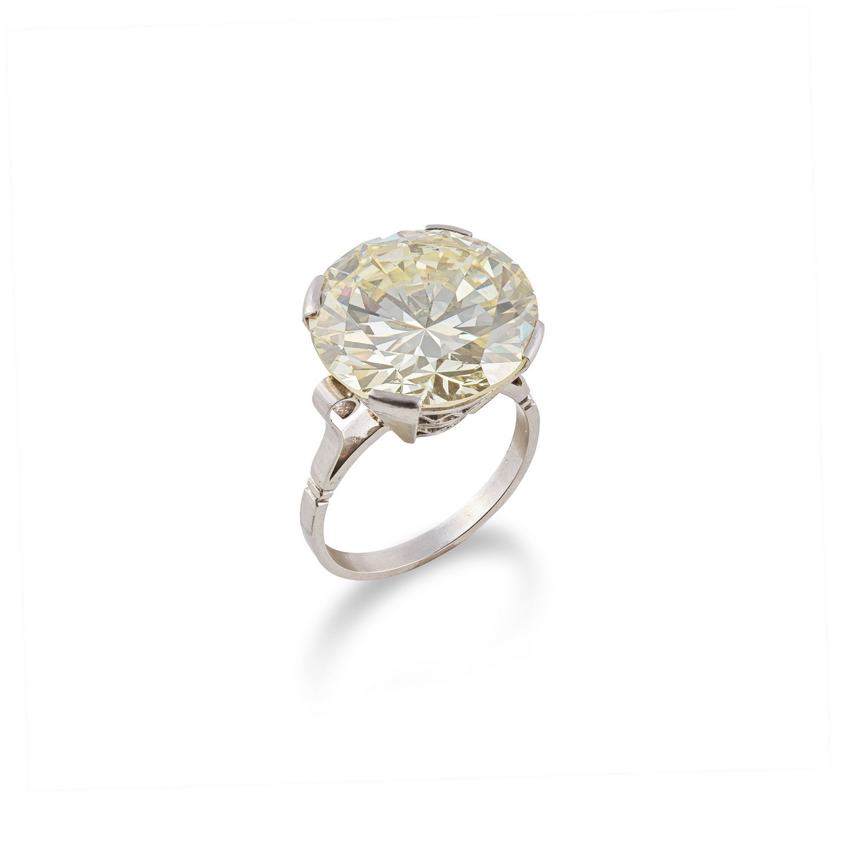 Anello solitario con diamante da 17.19 carati
