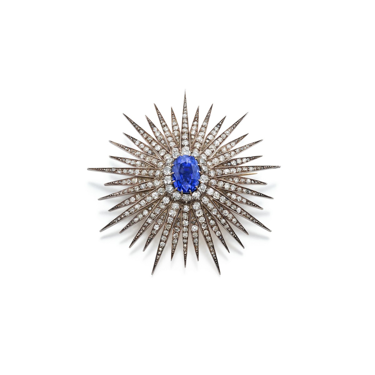Spilla di zaffiri e diamanti del 1890