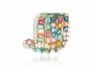 Storie di diamanti e gemme rare a Ginevra: i migliori gioielli dell’asta “Magnificent Jewels” 2024 di Sotheby’s Spilla Cartier con gemme e diamanti, 1936 circa