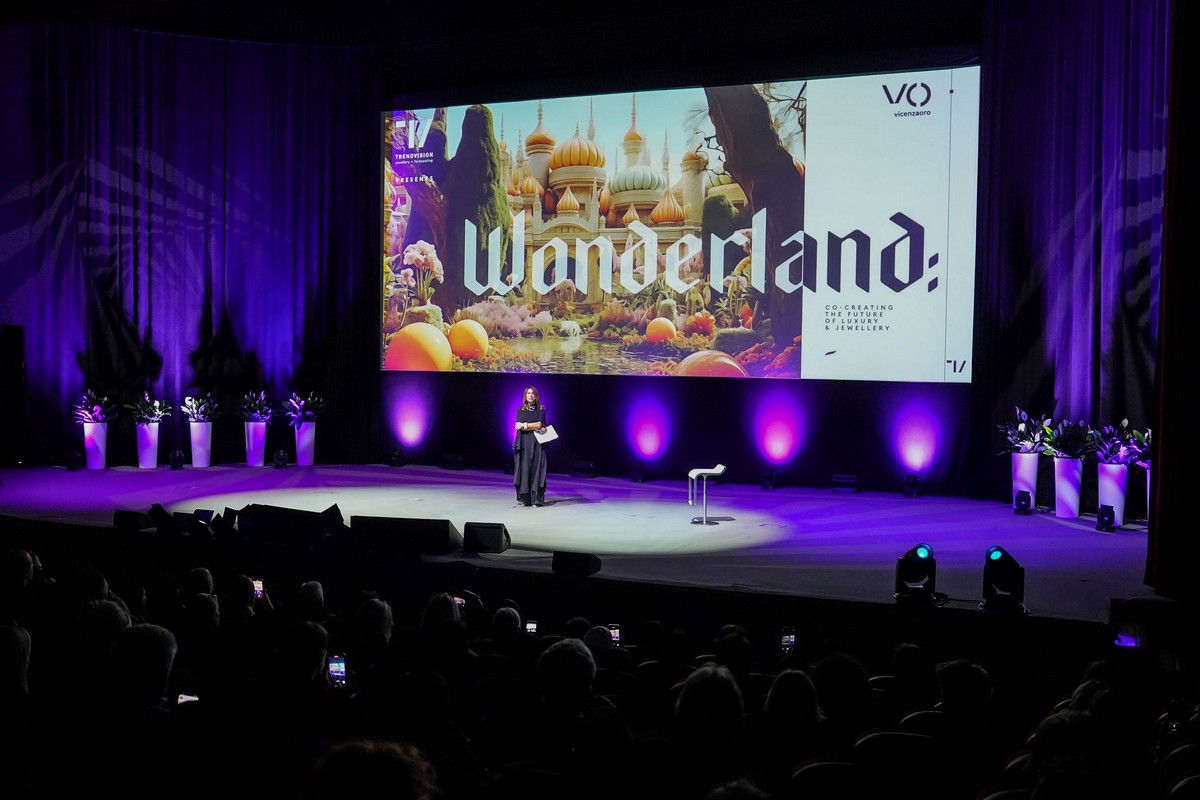 “Wonderland”: il tema del Roadshow