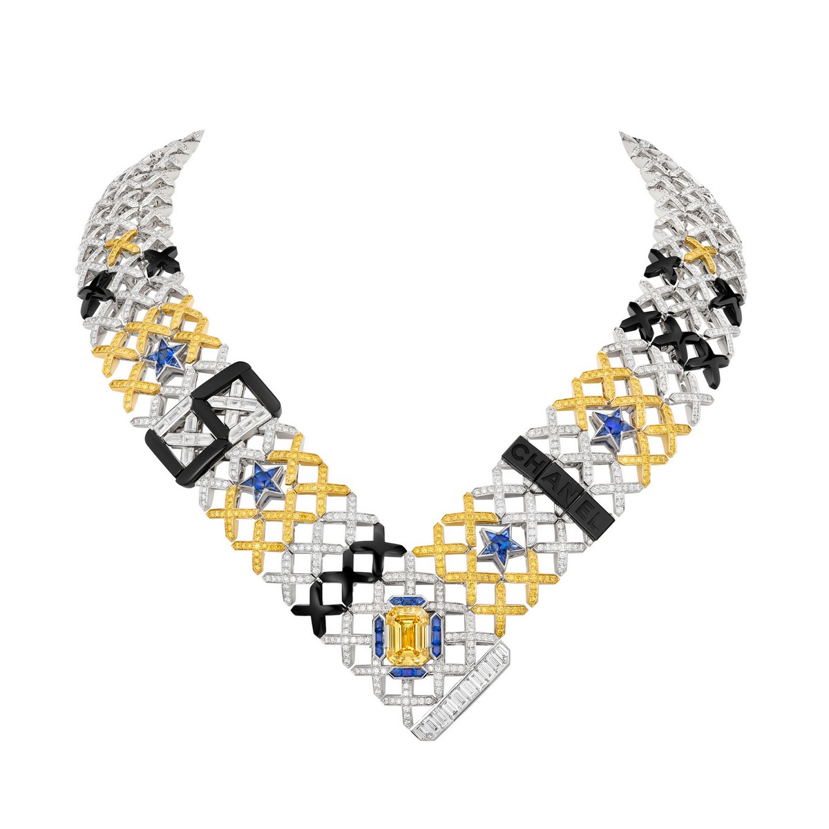 Collana Chanel “Quilted Stars” della collezione “Haute Joaillerie Sport”, dal ricamo trapuntato