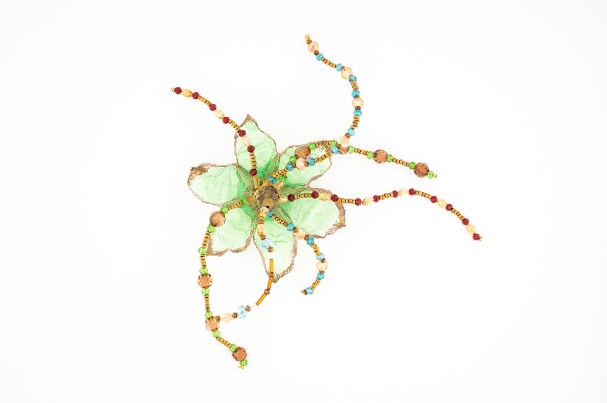 Rosa Laura Catalano, Trasparenti primavere, 2023. Incisione, modellazione su pet e cristalli. Photo Giuseppe Di Salvo, Courtesy of Rosa Laura Catalano.