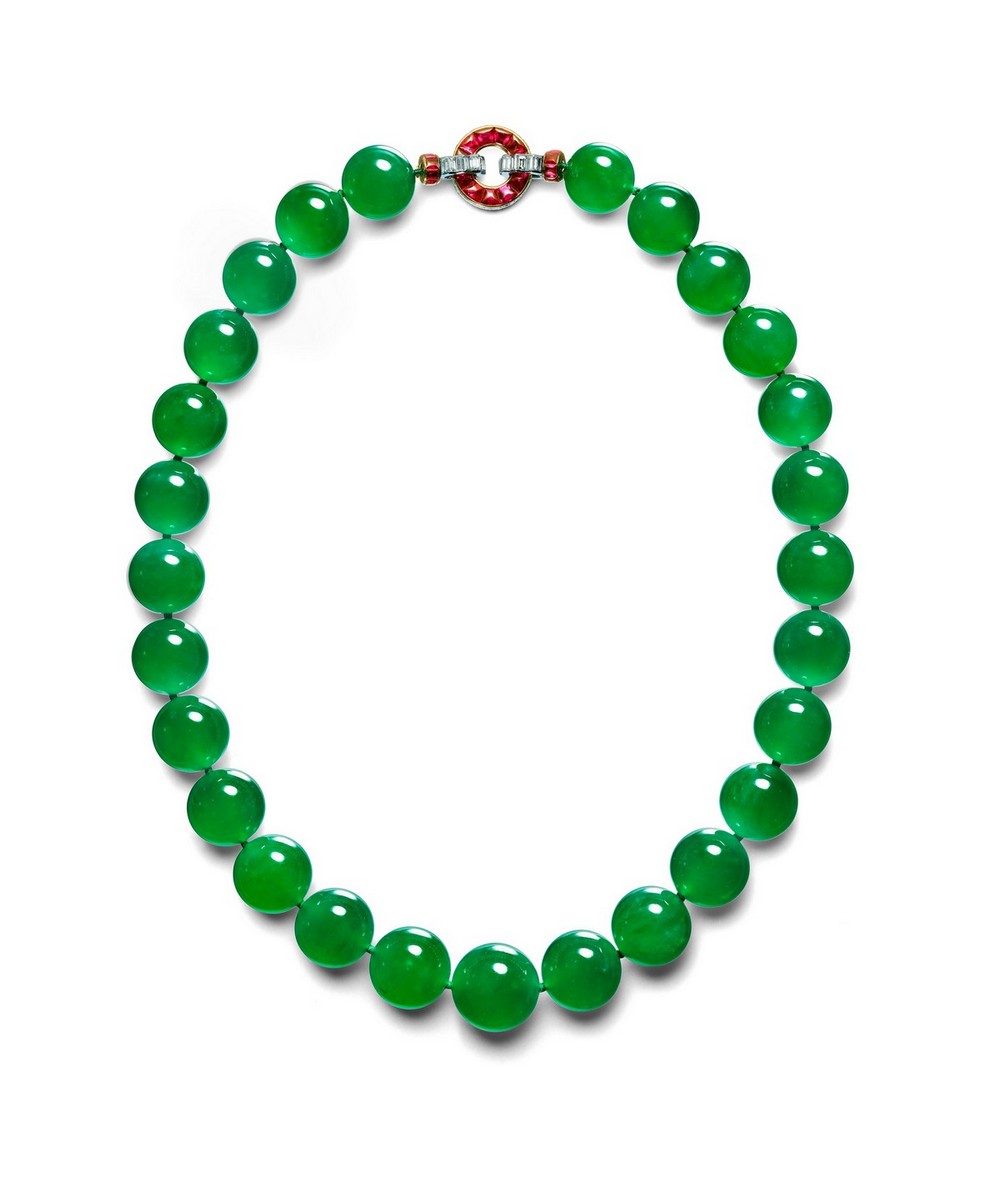 Collana Cartier Paris del 1934 in giada birmana con rubini, diamanti, platino e oro