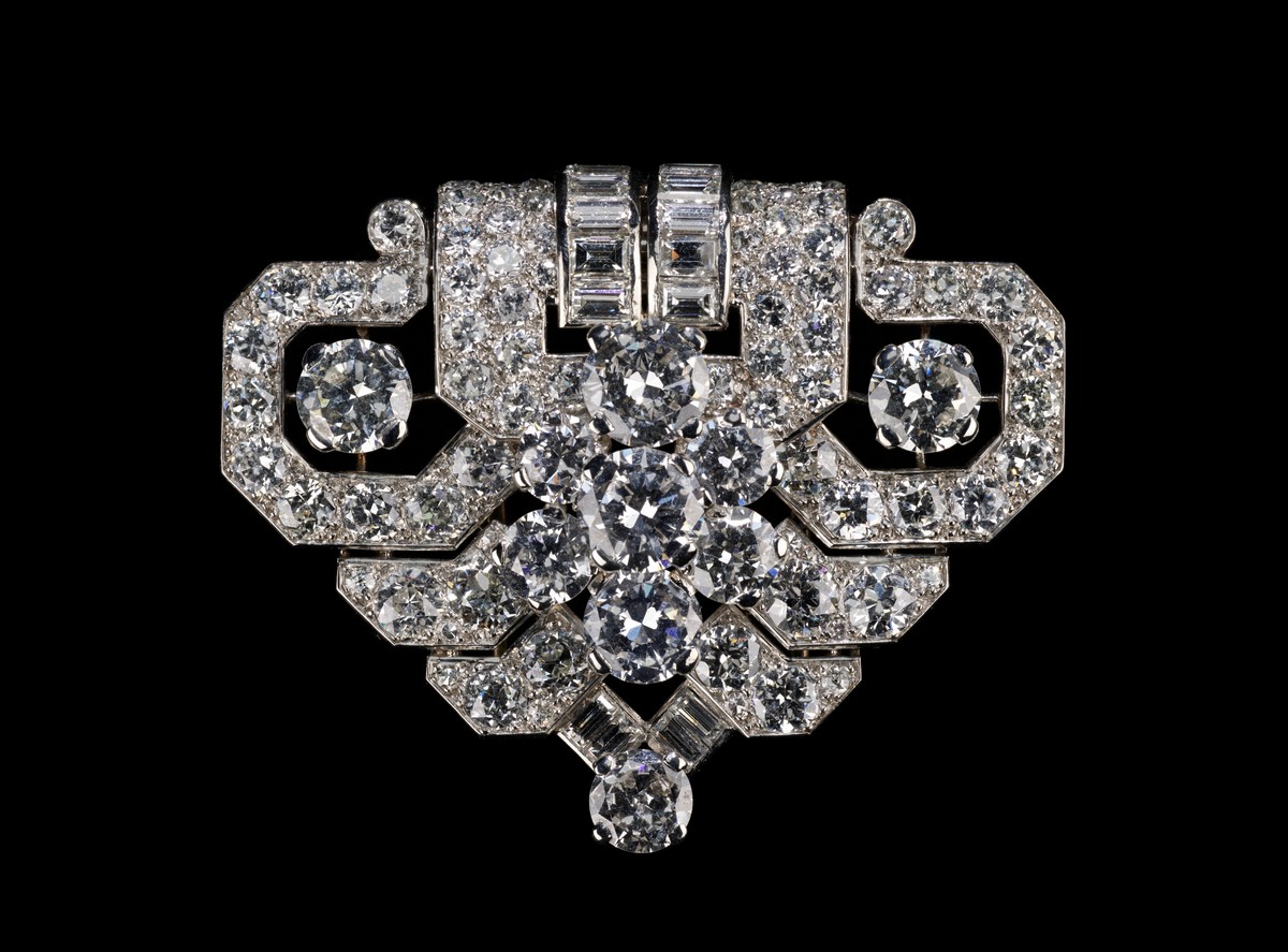 Spilla Art Deco Cartier London del 1941 in diamanti e platino