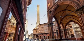 Il Vetro del Deserto Libico in mostra: l’esposizione tematica organizzata da LabiGem al Bologna Mineral Show Bologna