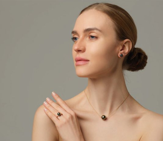Collezione Sphere di Annette Welander: l’eleganza delle perle di Tahiti incontra il design scandinavo Collezione Sphere di Annette Welander