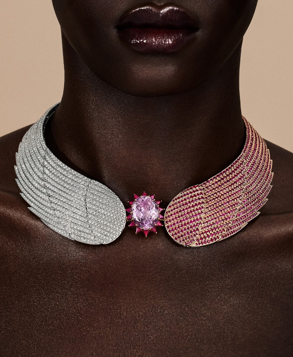 Pavit Gujral, collana con colibrì