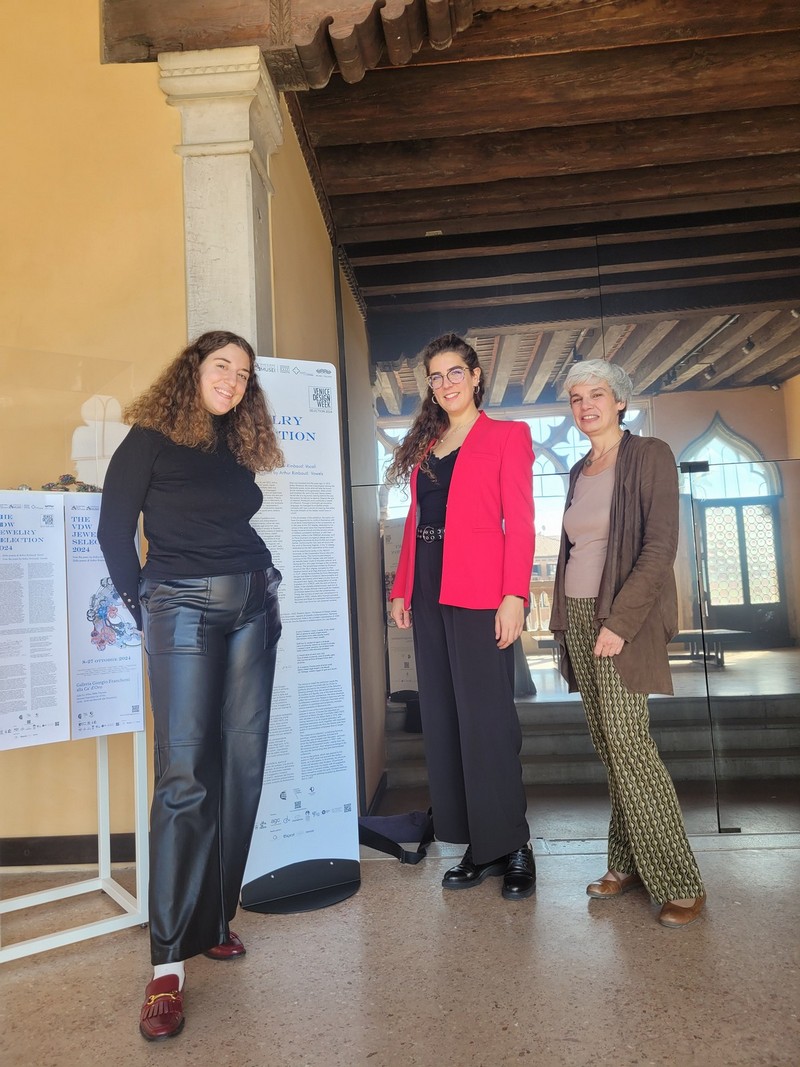 Le organizzatrici della Venice Design Week: da sinistra Camilla Fabretti, Eleonora Varotto e Lisa Balasso