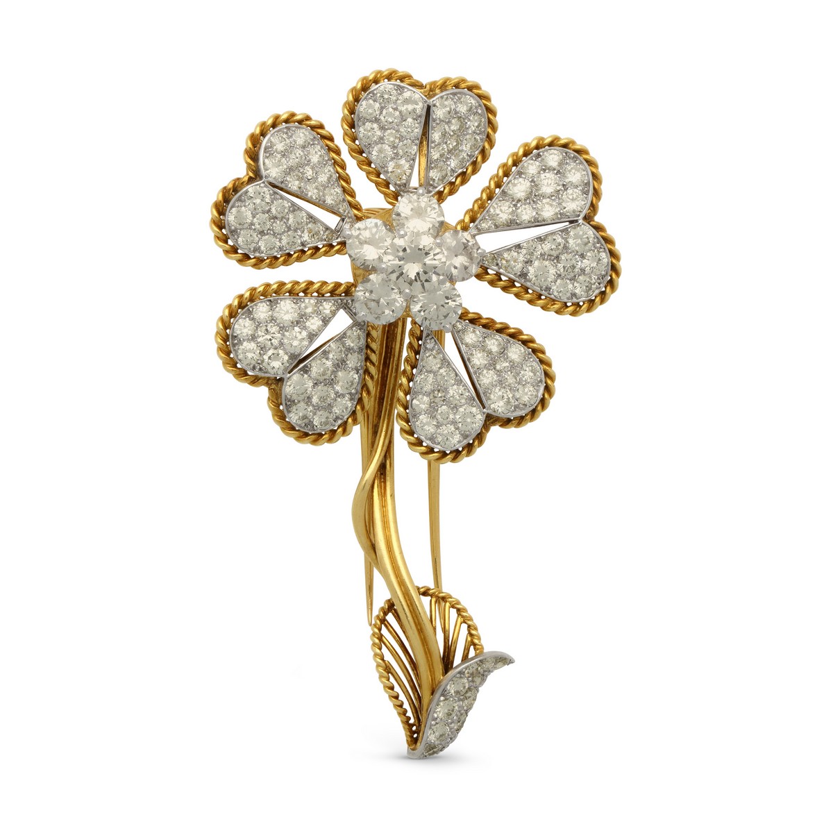 Spilla trasformabile Cartier: dettaglio del fiore, superficie pavè di diamanti