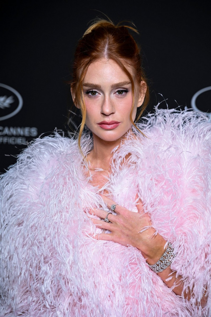 L’attrice Marina Ruy Barbosa al photocall della cerimonia