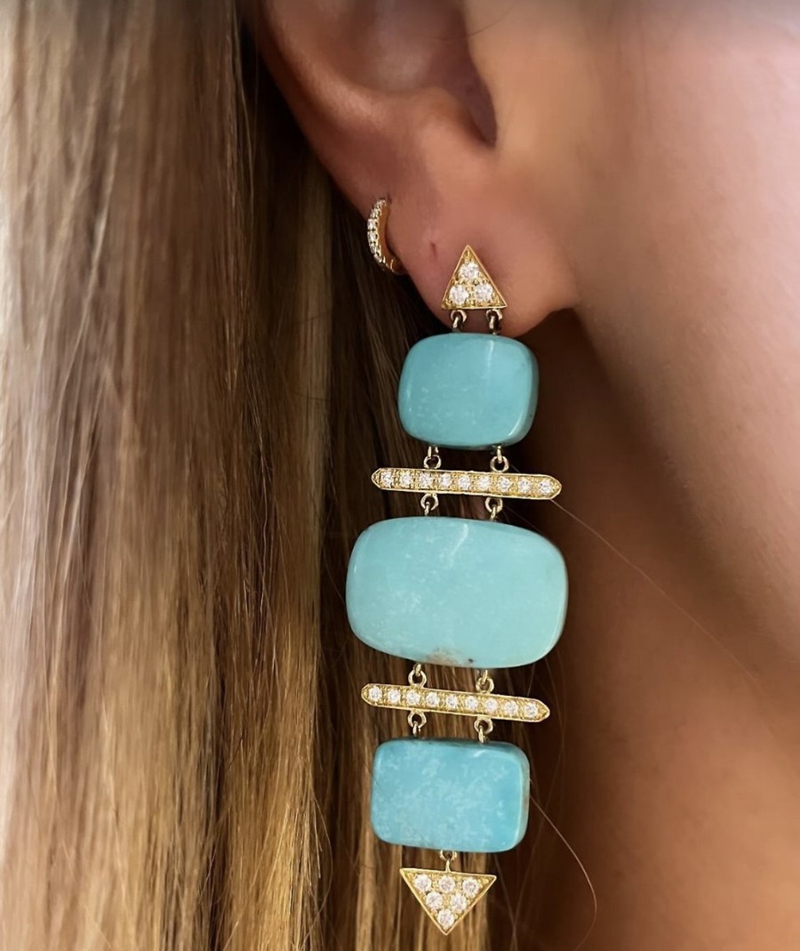 Orecchini Totem con cabochon arrotondati di turchese persiano
