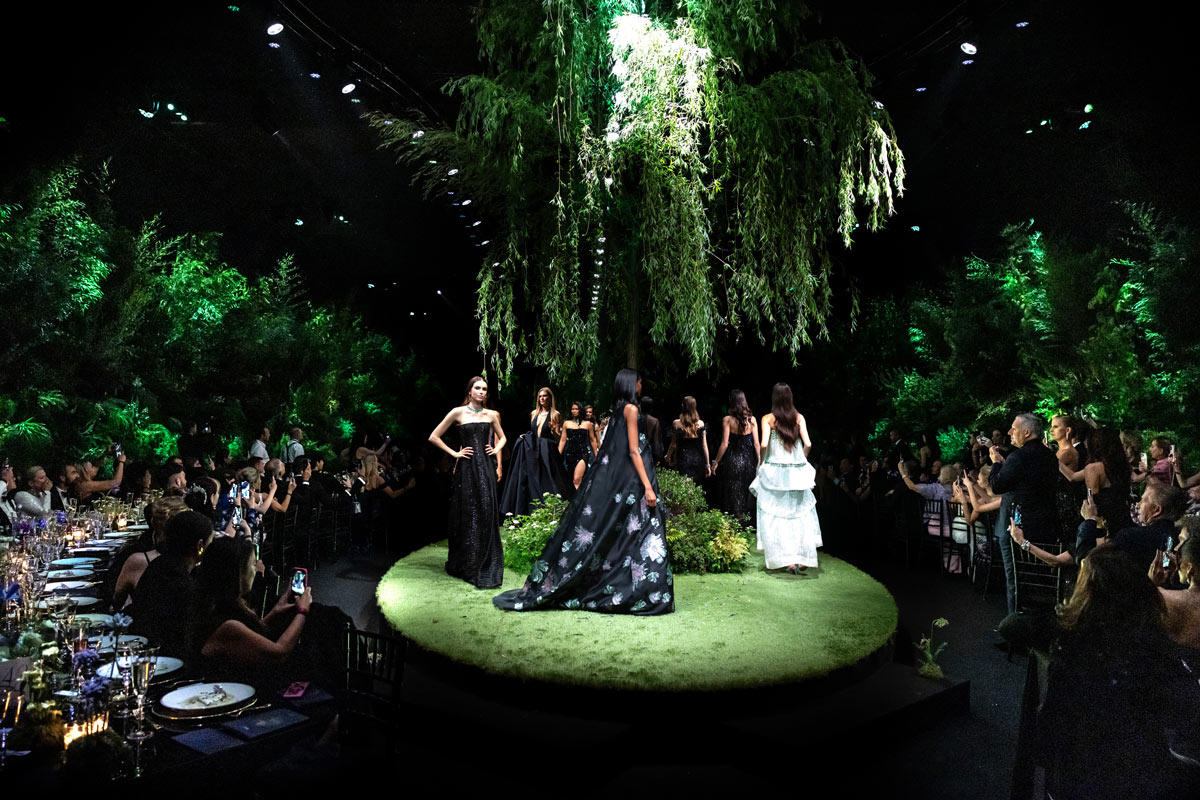 La sfilata del Universe Dinner Fashion Show