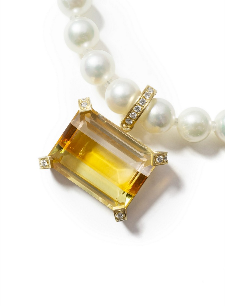 Collana della collezione “Fused Gems” di Yutai