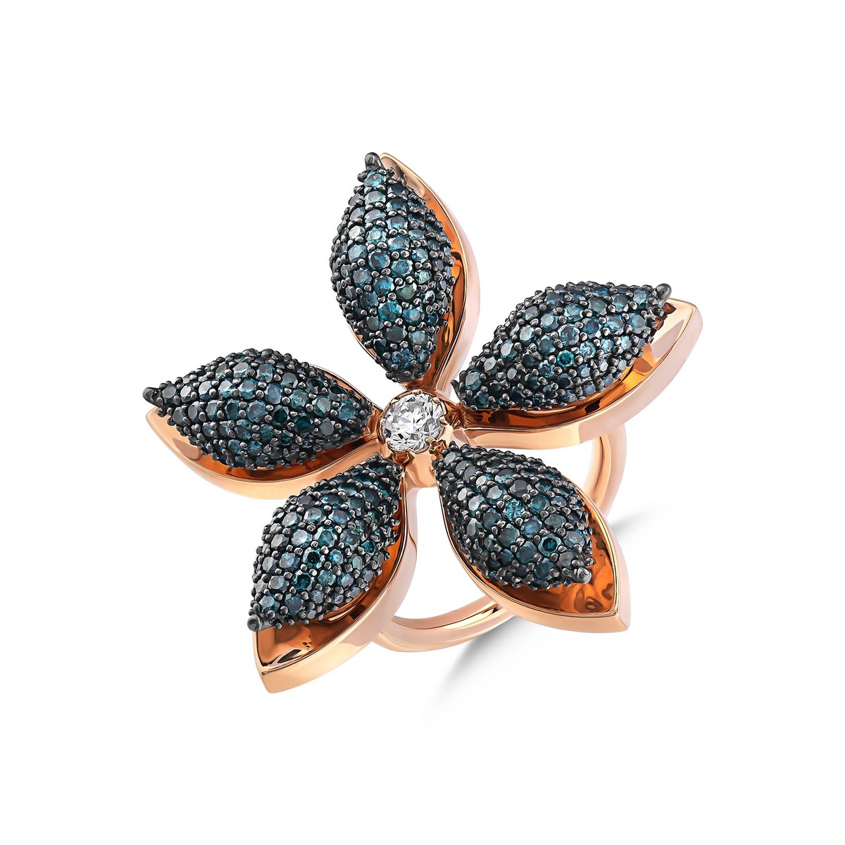 Anello Apple Seed in oro rosa 18kt con diamanti blu. Simbolo di armonia, desiderio, rinnovamento e potere interiore. Montato con un diamante G-VS-SI da 0,25 ct e un diamante blu da 2,41 ct.