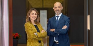 Vicenzaoro premia il futuro dell’eccellenza orafa con i VO Awards 2026: candidature aperte fino al 30 novembre Michela Amenduni, Marketing & Communication Manager Jewellery & Fashion di IEG, e Matteo Farsura, Global Exhibition Manager Jewellery & Fashion di IEG