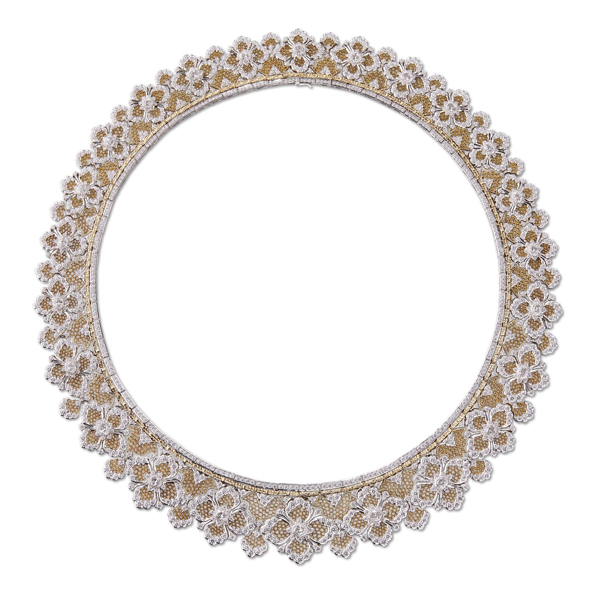 Collana disegnata da Andrea Buccellati della collezione “Opera High Jewellery”, 2024