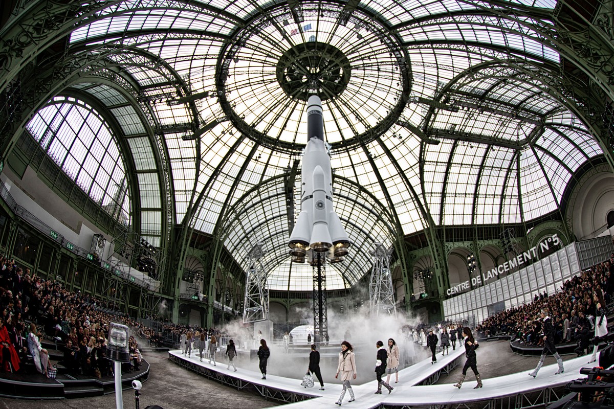 Sfilata Chanel per la collezione Autunno-Inverno 2017