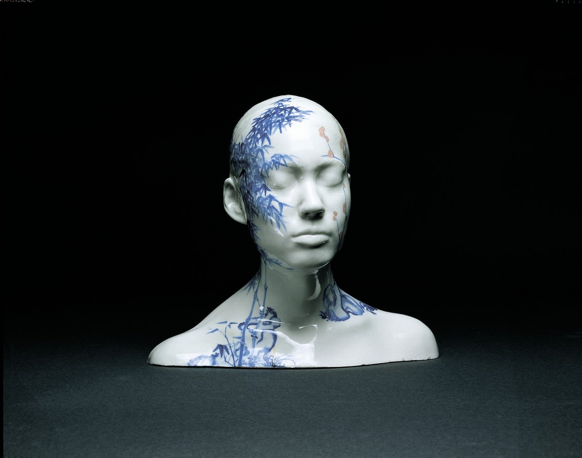Busto in porcellana con tecnica di lavorazione cinese